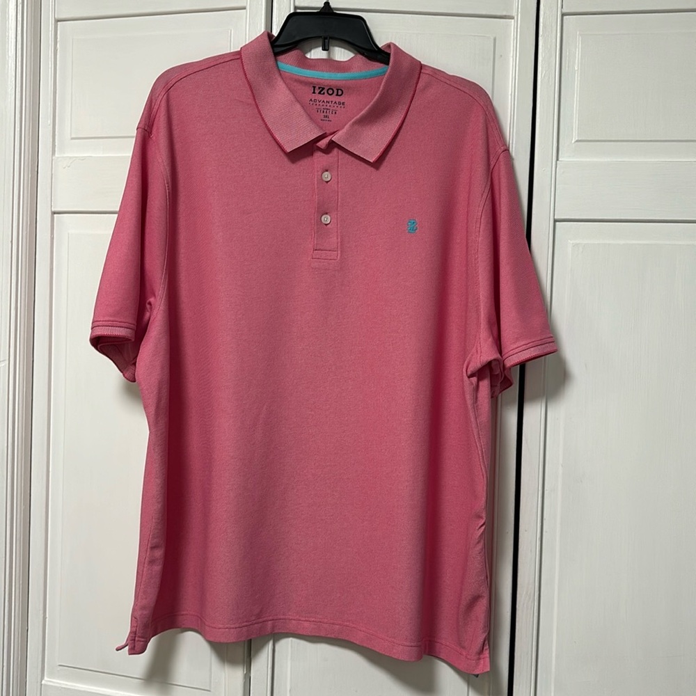 Men’s pink Izod 3XL polo style shirt in perfect condition, turquoise trim